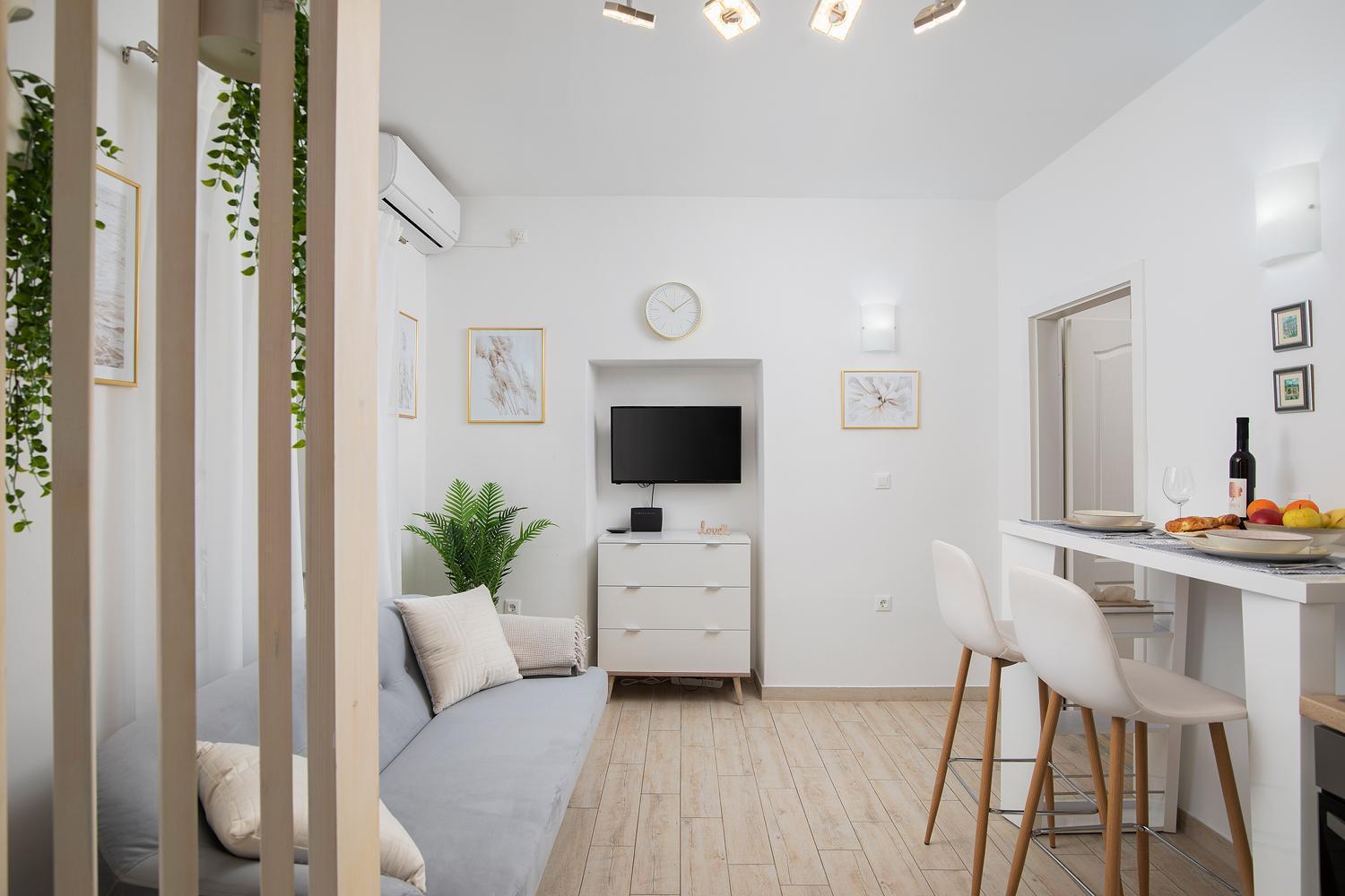 Elegant Apartment Next To Arena Póla Kültér fotó