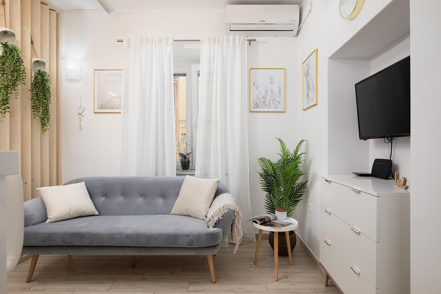 Elegant Apartment Next To Arena Póla Kültér fotó