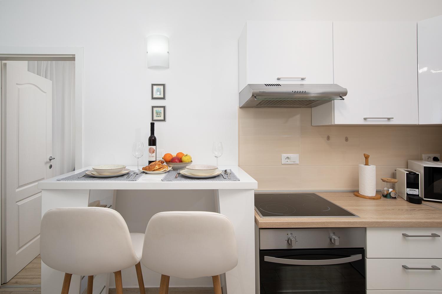 Elegant Apartment Next To Arena Póla Kültér fotó